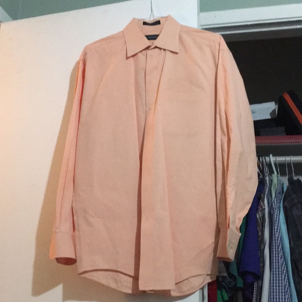 Liz Claiborne men’s T-Weave. Size 16-1/2 34/35.